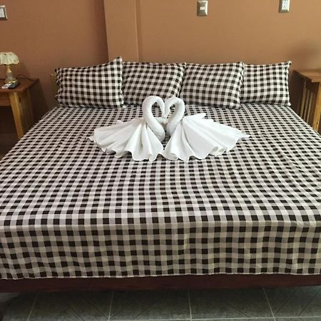 Sarteneja Inn ภายนอก รูปภาพ