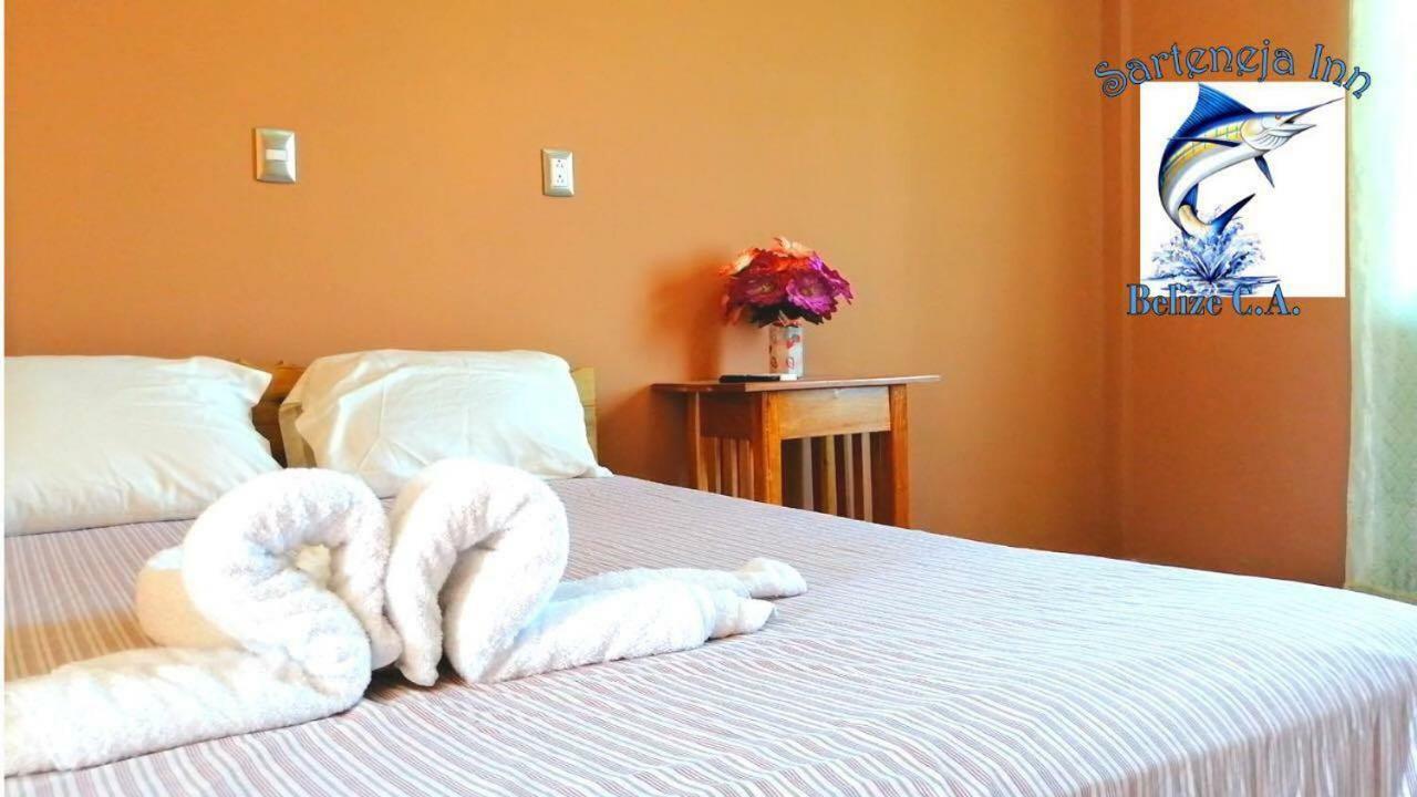 Sarteneja Inn ภายนอก รูปภาพ